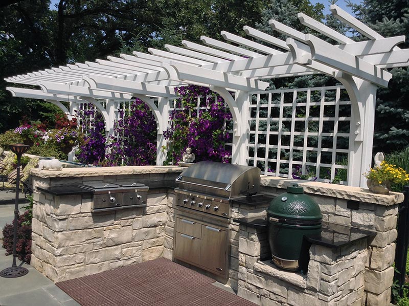 Custom pergola built by Kaizenscapes in Canton Georgia