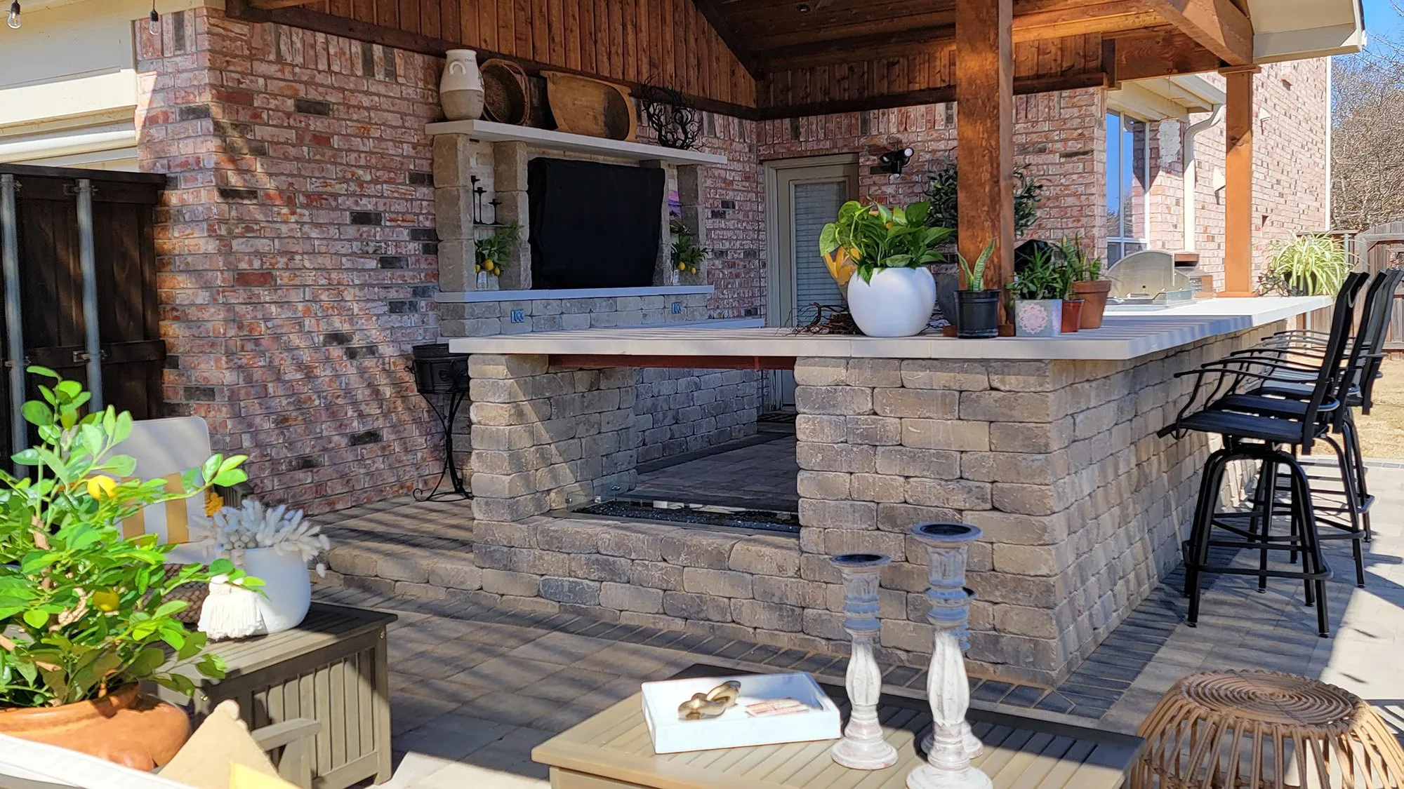 Built-In Outdoor Bars in Jasper, GA — Designing Your North Georgia Entertaining Space