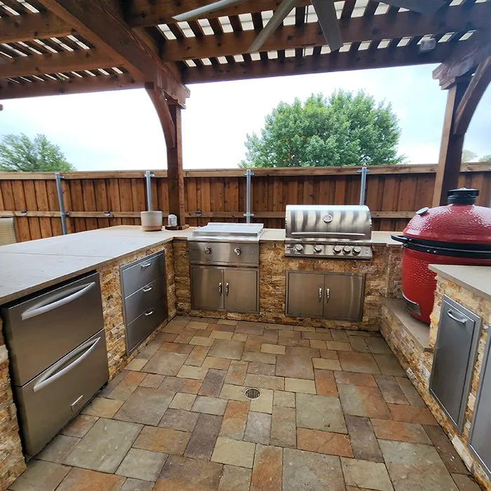 Adding an Outdoor Pizza Oven to Your Acworth, GA Kitchen Build