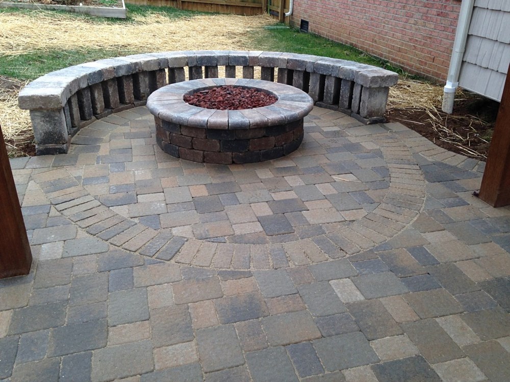 Fire Tables vs. Fire Pits in Acworth, GA — Which Is Right for Your Patio