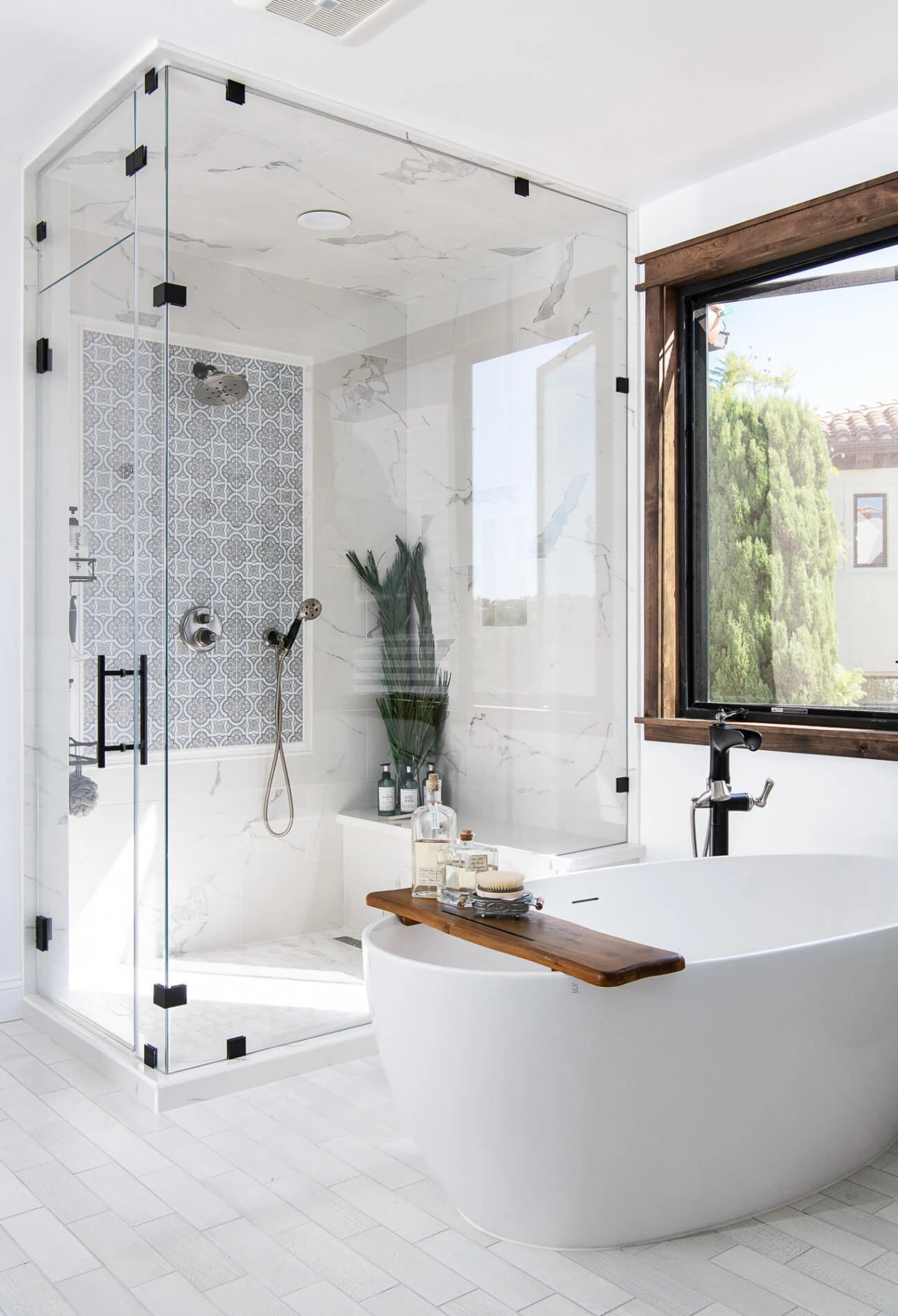 Roswell finished kitchen with brass hardware and quartz counters — example of owned-funnel content