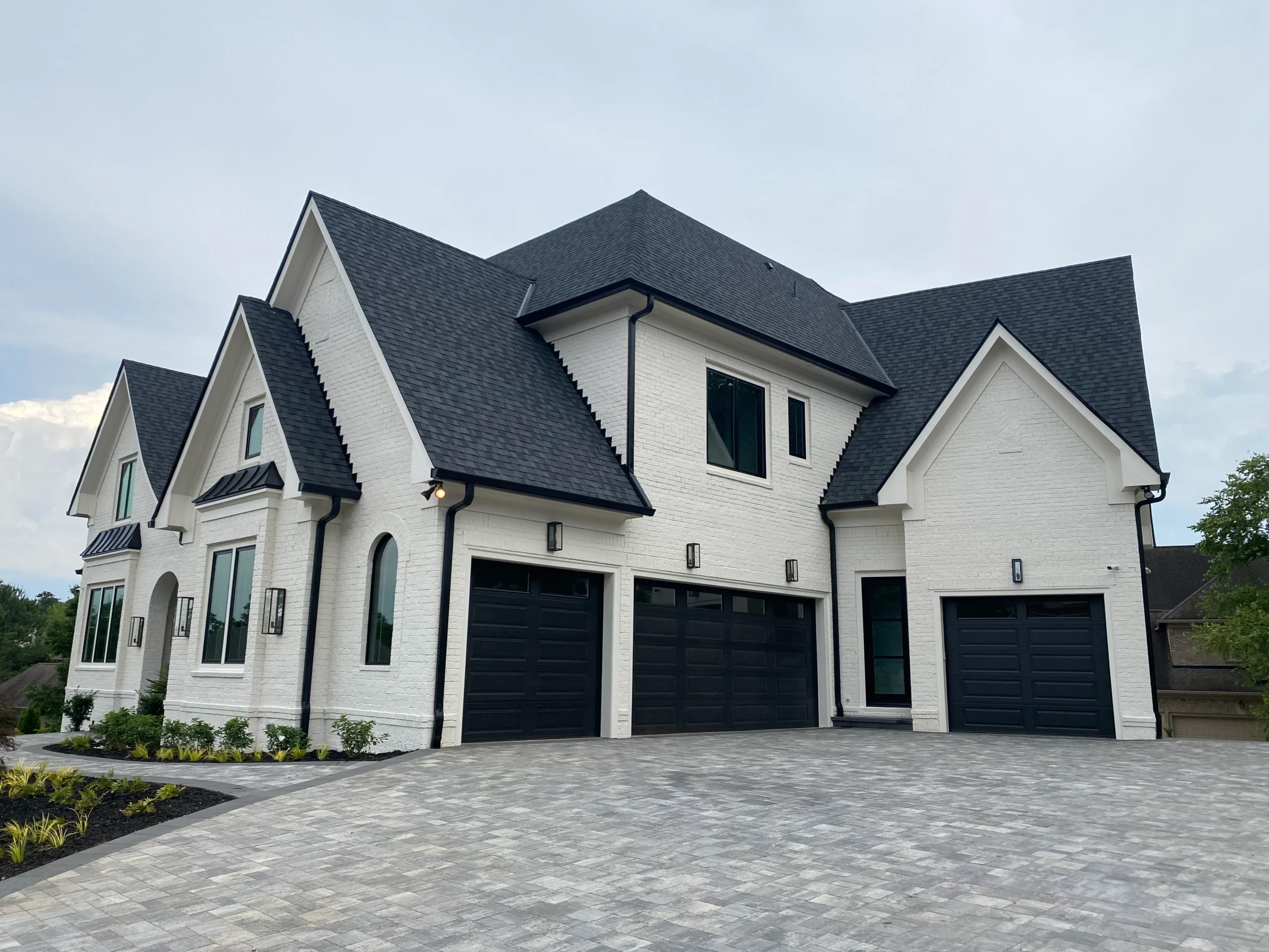 A Brookstone luxury custom home build with stone masonry detail in Kennesaw